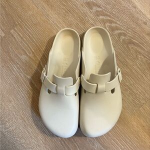 Birkenstock Boston Clogs EVA Eggshell